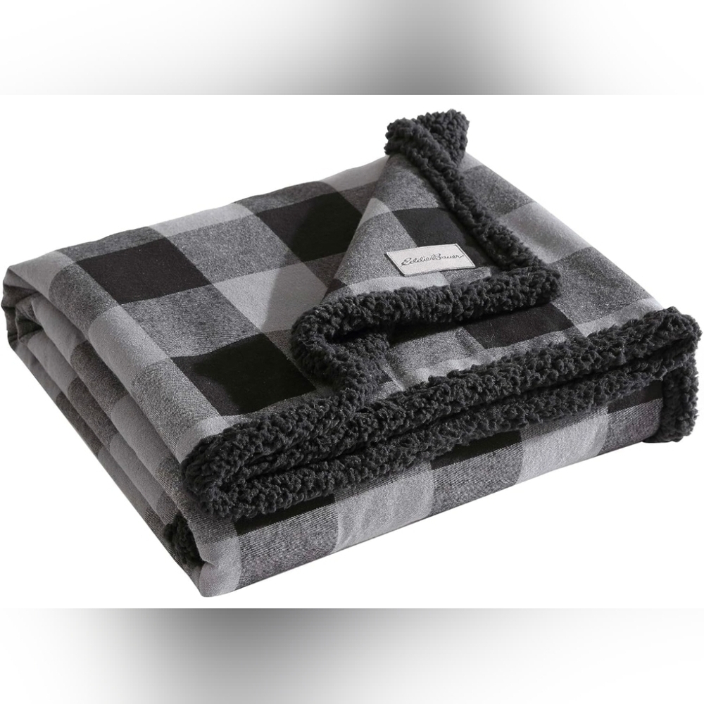 Eddie Bauer Cabin Plaid YD Sherpa Blanket/Throw, 50" x 60" New!